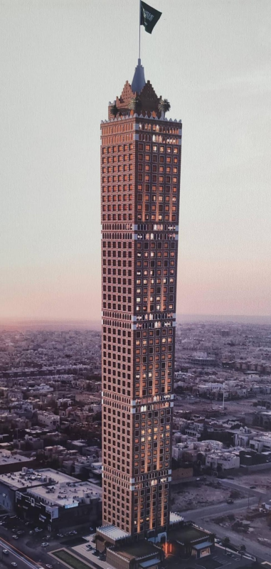 ✨ Tuwaiq Tower Hotel for Sale in Riyadh – 300 Meters | 5 Stars | 800 Rooms | A Unique Project to Become a City Icon
