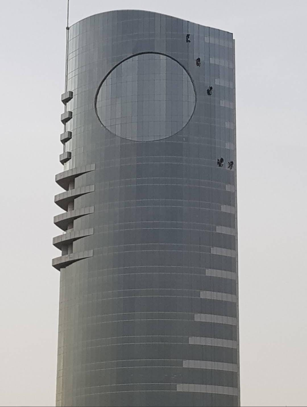 ✨ "Moon Tower" (Al Qamar Tower) for Sale in Riyadh Al Rahmaniyah – On King Fahd Road | Office + Commercial with Tenant | 36M SAR Annual Income | 9% ROI