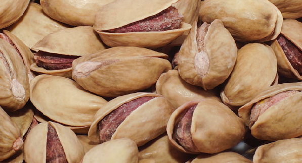 فستق حلبي محمص بقشرته