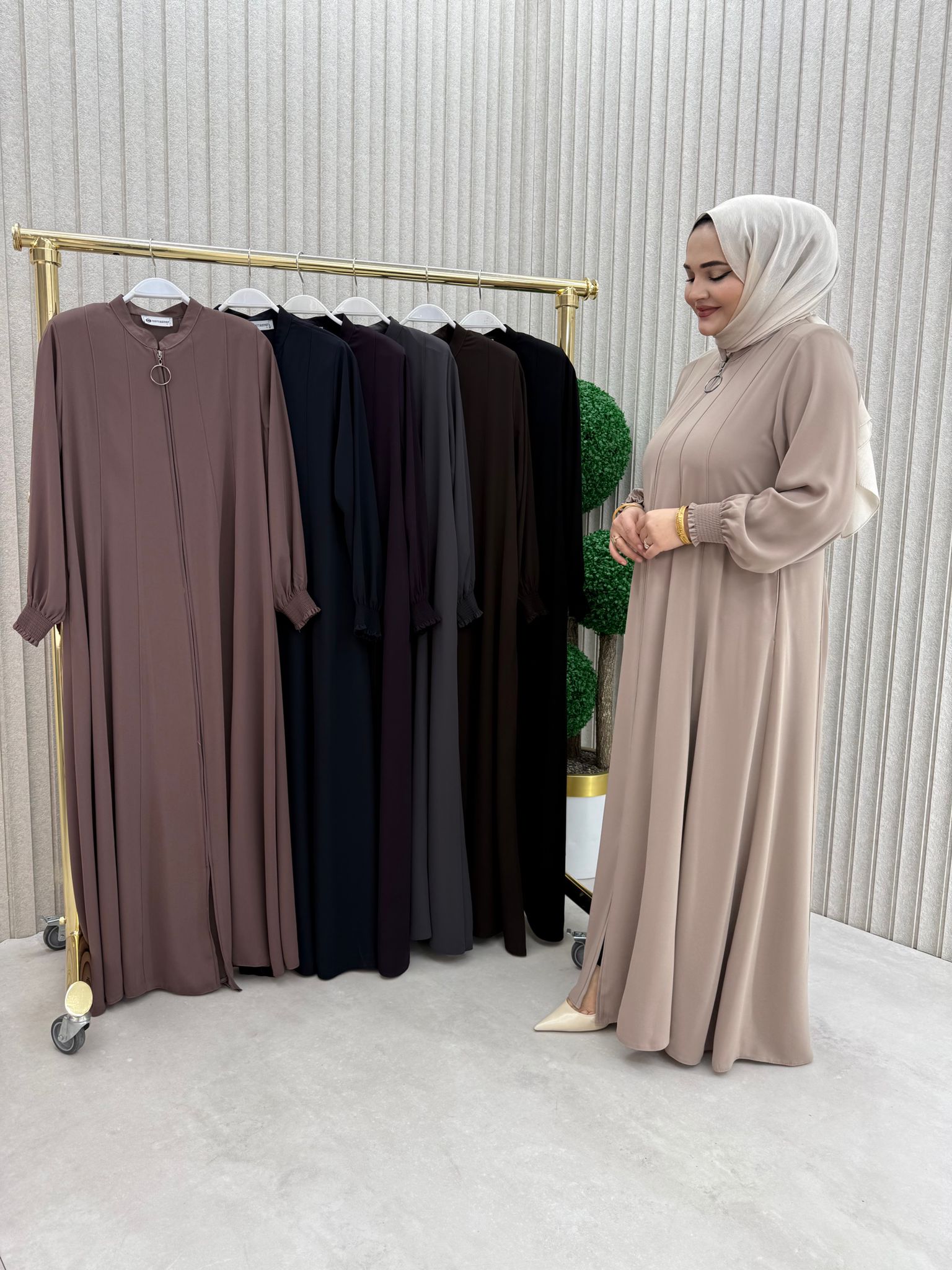 Gülbeyaz Ferace (Abaya)