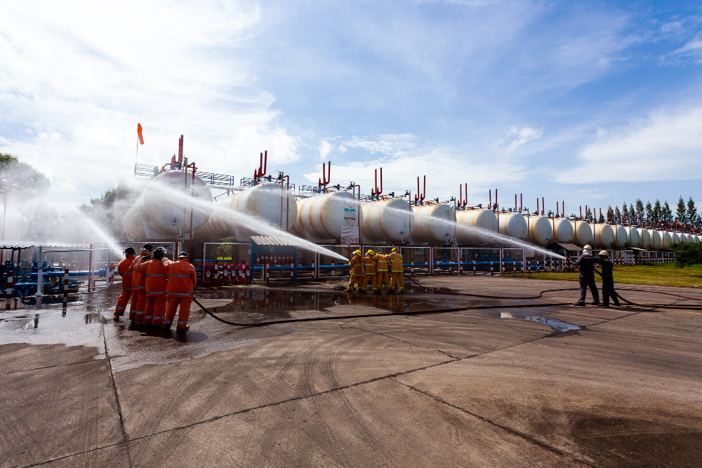 💦 OPPORTUNITY FOR OIL FIELD EQUIPMENT SUPPLY OF UHP WATER JET SURFACE CLEANING SYSTEMS