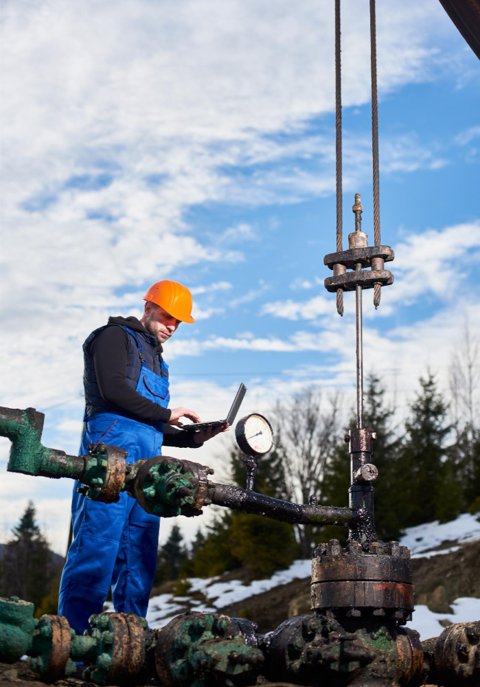⚙️ OPPORTUNITY FOR REFINERY MAINTENANCE EQUIPMENT: SUPPLY OF A PORTABLE HEAT EXCHANGER DISMANTLING TOOL.