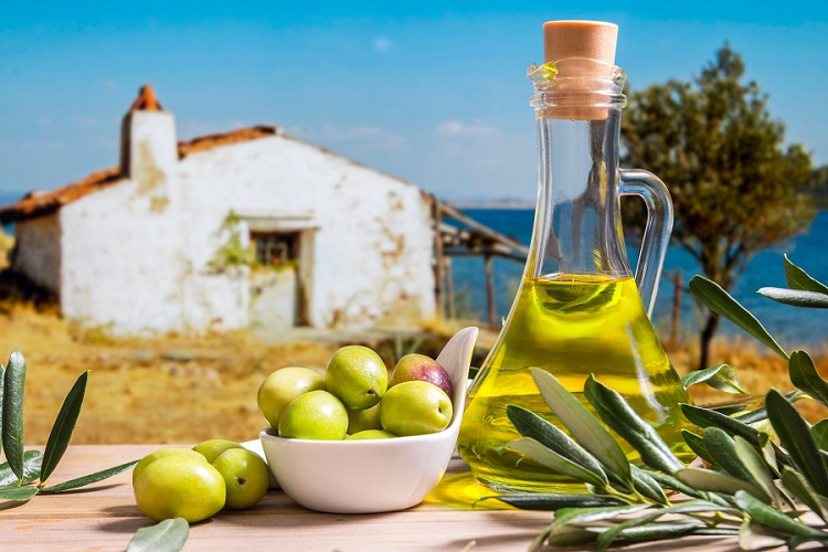 TUNISIAN EXTRA VIRGIN OLIVE OIL IS SEEKING DISTRIBUTORS AND BUSINESS PARTNERS IN TURKEY.