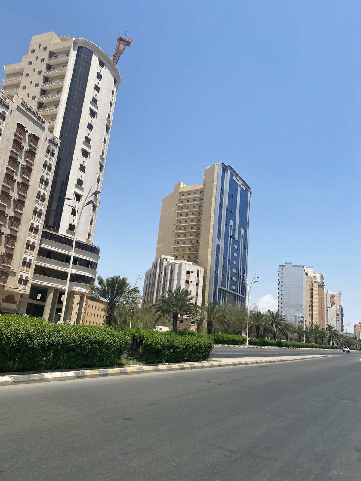 Luxury Hotel Tower for Sale in Makkah | 322 Rooms | Licensed for Hajj Pilgrims Accommodation | Close to the Holy Haram | Ready for Immediate Operation