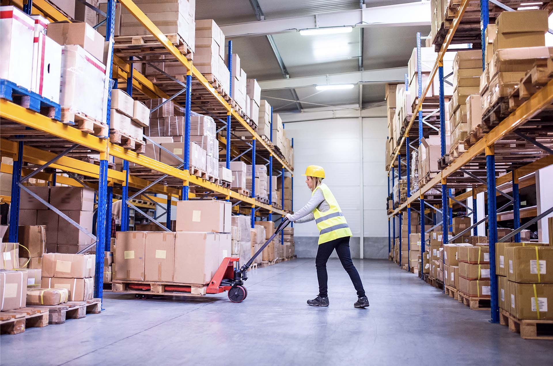 PRODUKTION UND LIEFERDIENSTLEISTUNGEN FÜR INTERNATIONALE MÄRKTE