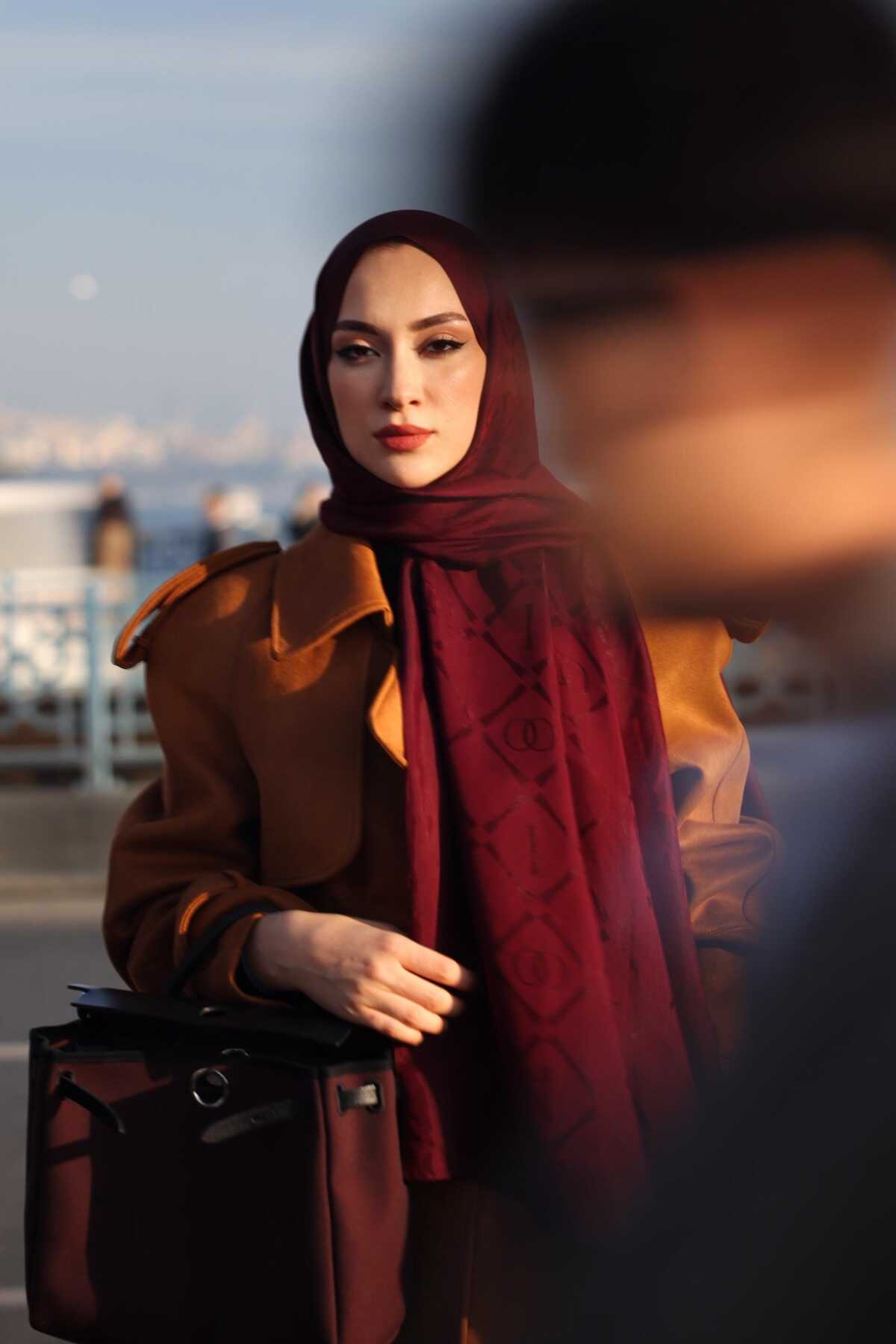 Iman I Baklava Claret Red Ramy Jacquard Shawl