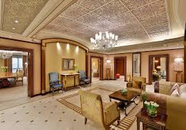 ✨ Hotel for Sale in an Unrepeatable Location in Makkah – Exclusive Investment in the Royal Zone