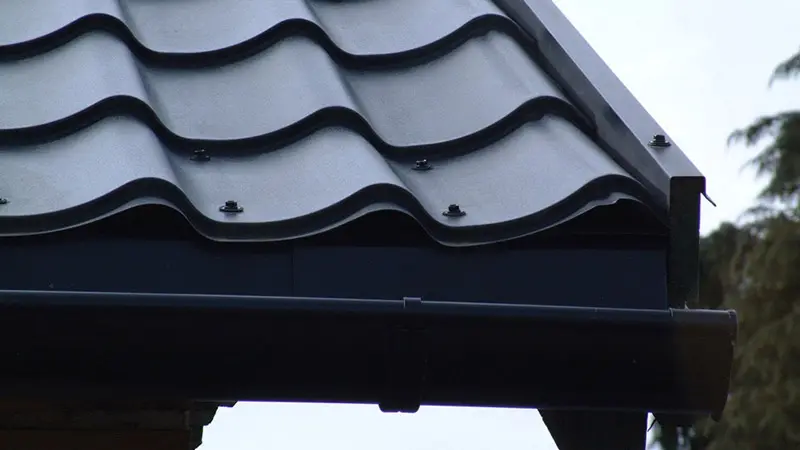 Roof & Foundation Details
